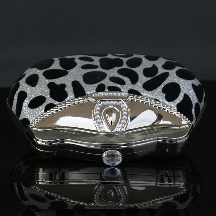 Muschelförmige Strass-leoparden-clutch