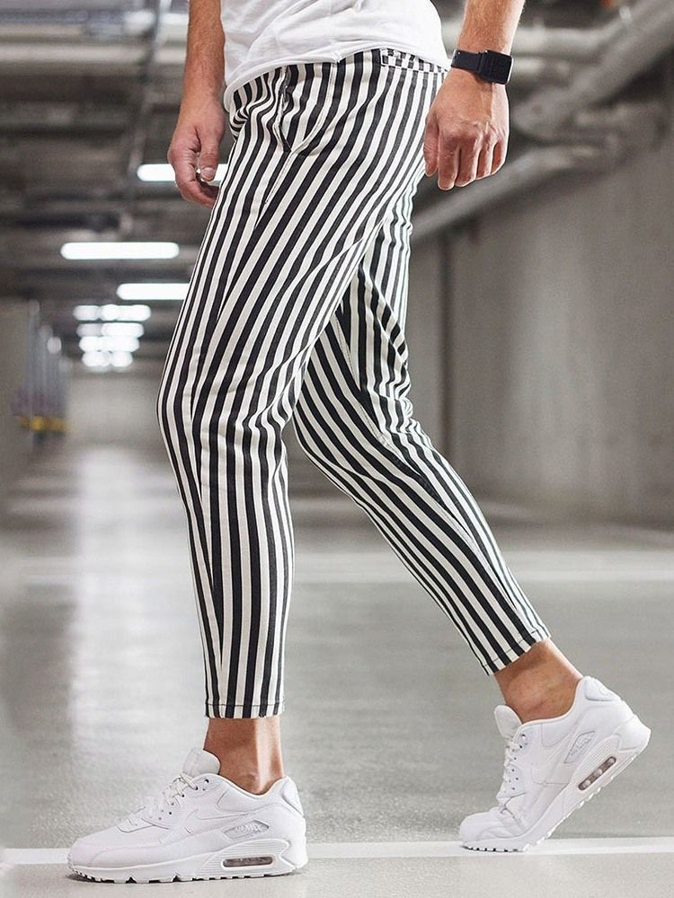 Gestreifte Herren Freizeithose Mit Geradem Schnürsenkel