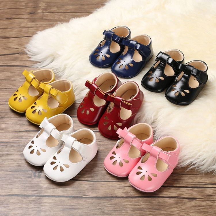 Kleinkindschuhe Mit Hohler Schleife