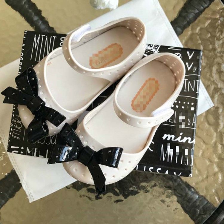 Pvc-farbblock-babyschuhe